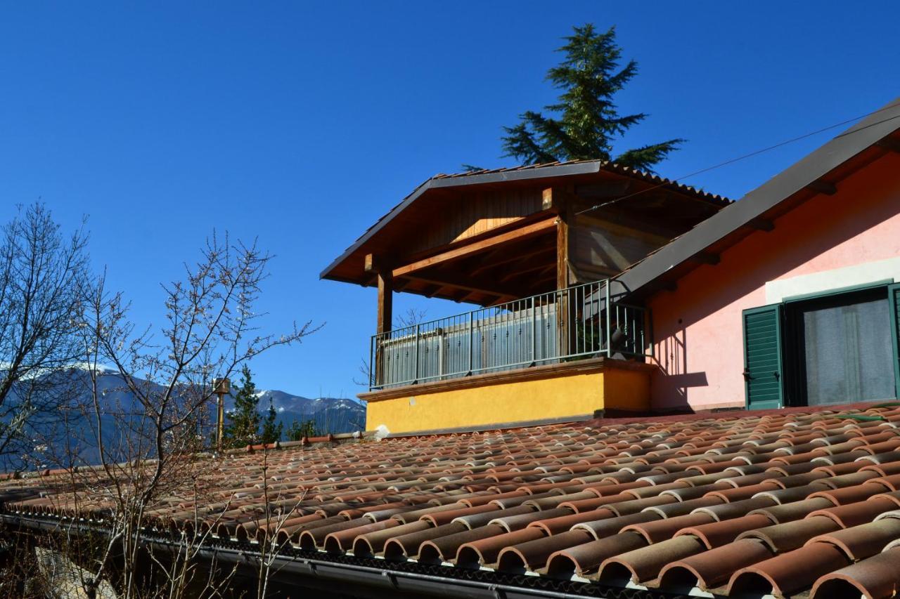 Costa Del Gallo Pacentro Exterior foto